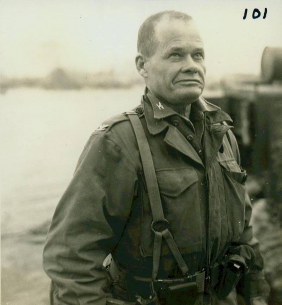 Легенда морской пехоты США. Льюис &laquo;Чести&raquo; Пуллер: из рядовых в генералы