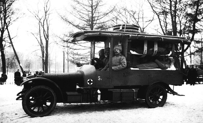  Как в России появилась скорая помощь 