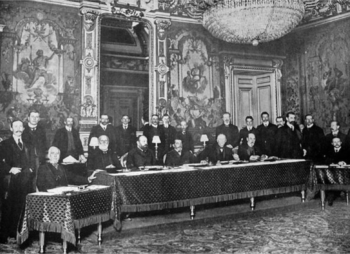 Краткий курс истории. Гулльский скандал