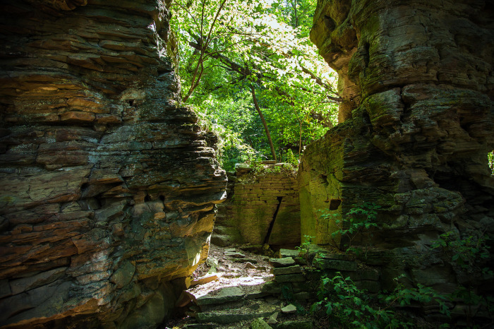 Древние замки на территории России, о которых не рассказывают путеводители