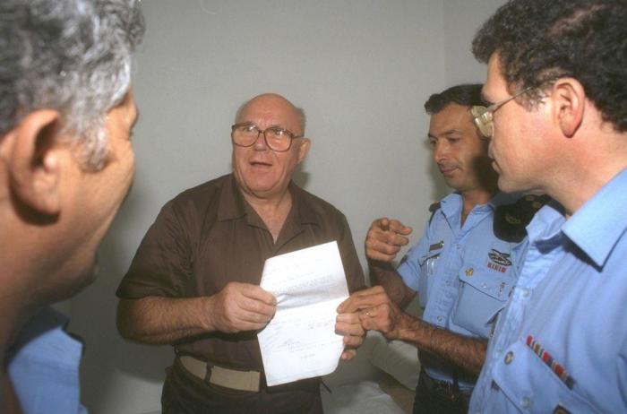 Был ли американский пенсионер Иван Демьянюк нацистским надзирателем «Иваном Грозным»