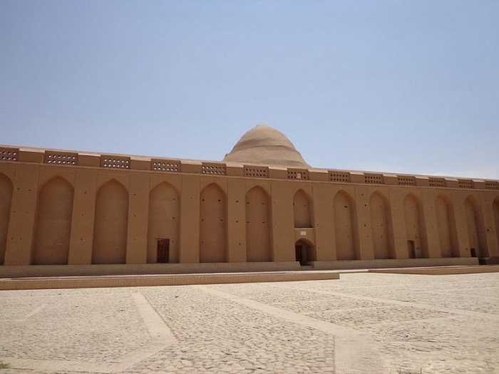 Как выглядят доисторические холодильники: Уникальные ледяные дома Ирана