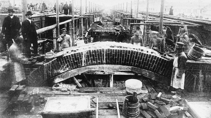  Краткий курс истории. Самый главный магазин 