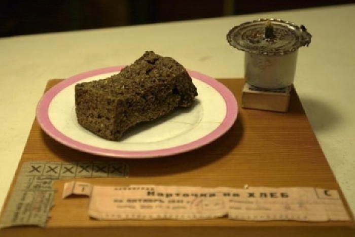 Блокадный хлеб: символ жизни и надежды