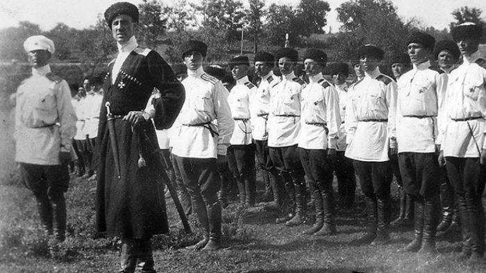 Как советская разведчица-поэтесса организовала покушение на Врангеля и протаранила белогвардейскую яхту