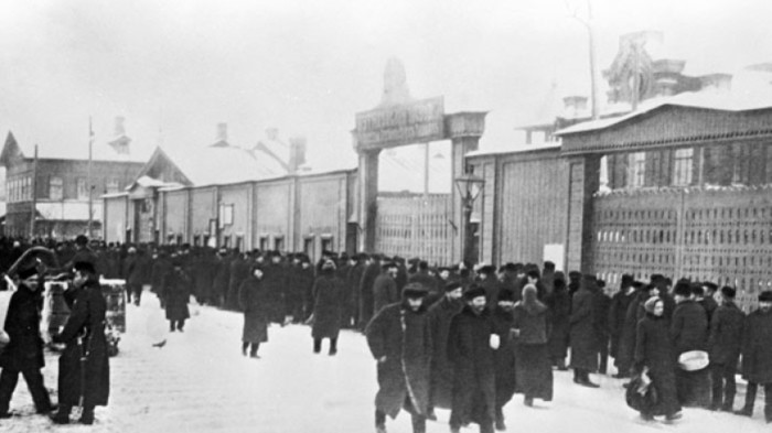 Роковая ошибка Николая II или жестокая необходимость: Почему в России случилось «Кровавое воскресенье»