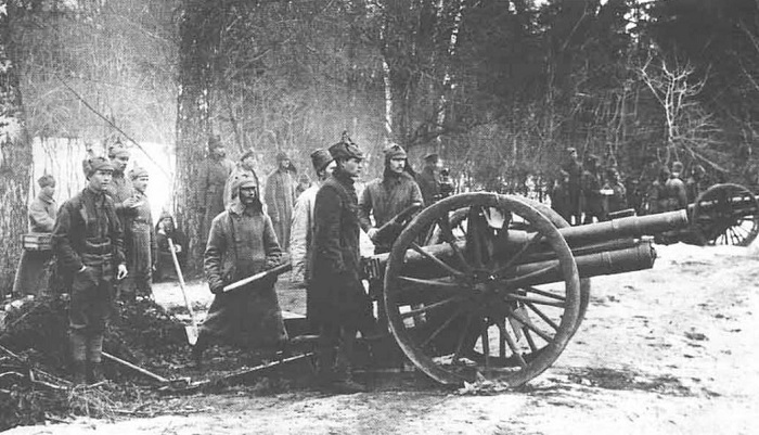 Почему матросы Кронштадта выступили против большевиков, а красноармецы не смогли остановить мятеж с первой попытки