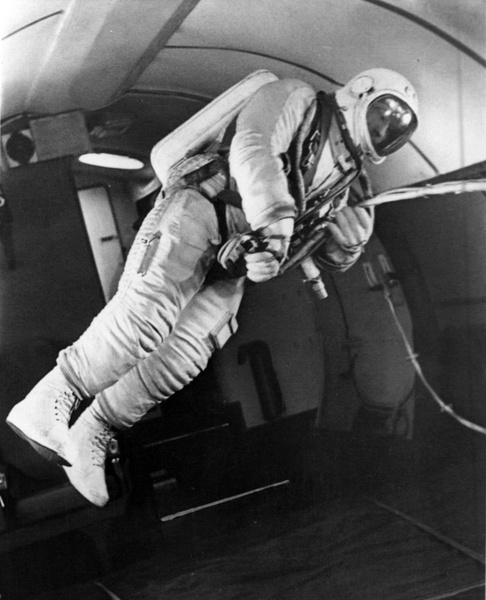 Большое космическое надувательство. Как человек впервые вышел в космос