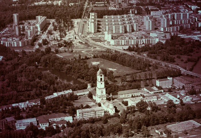 Закрытые города СССР и России