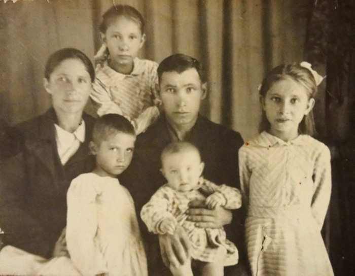 За что получил награду самый пожилой Герой Советского союза, памятник которому стоит в столичном метро