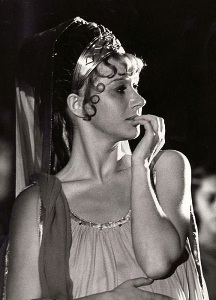 Тайна кольца Калигулы: Сколько реально стоит сапфировая драгоценность и чей профиль на ней изображён