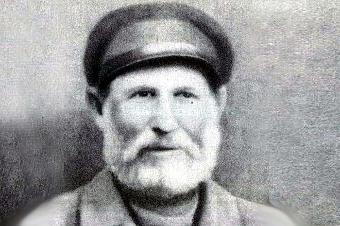 За что получил награду самый пожилой Герой Советского союза, памятник которому стоит в столичном метро