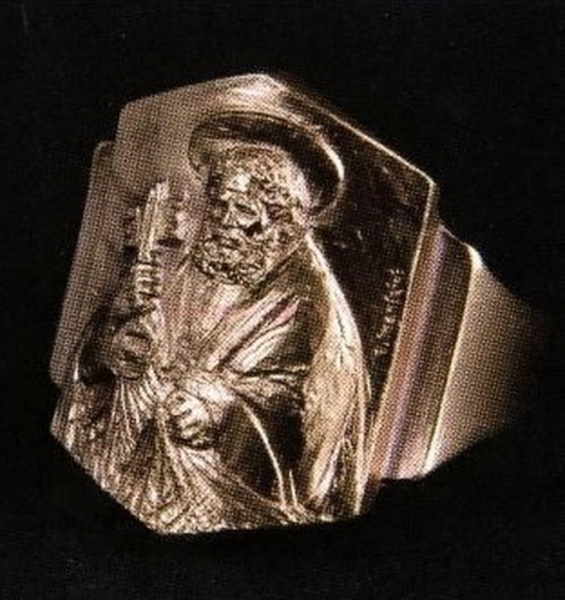 Тайна кольца на руке Папы Римского: Почему оно было обречено на уничтожение