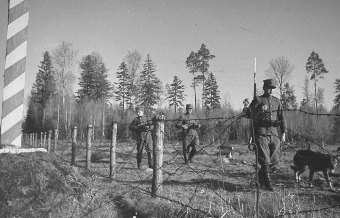 Зачем СССР обменялся с Польшей территориями, и что стало с их населением
