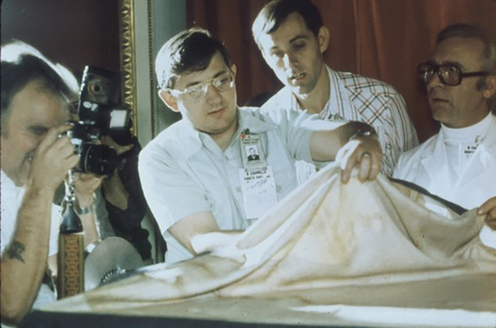 7 спорных фактов о погребальном саване Иисуса Христа: Туринская плащаница