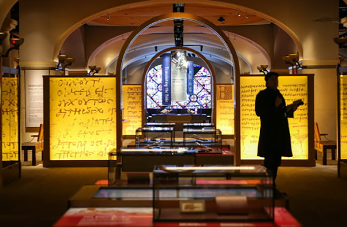 Все уникальные свитки Мёртвого моря в Музее Библии оказались поддельными