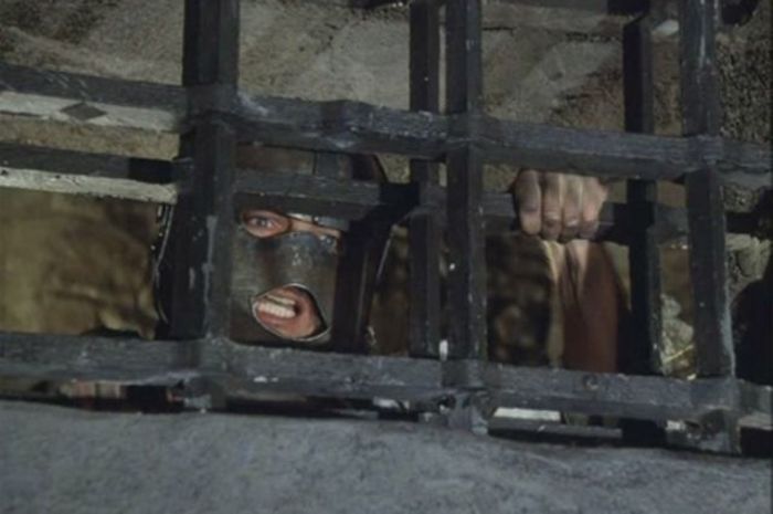 Тайна Алексеевского равелина: одетый камнем и в железной маске