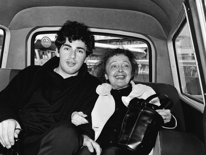 Неравный брак: 7 известных пар, в которых жена гораздо старше мужа