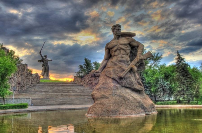  Краткий курс истории. Памяти героев Сталинграда 