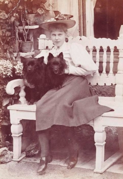 Как внучка Александра II крутила роман с двоюродным братом, а потом стала испанской принцессой