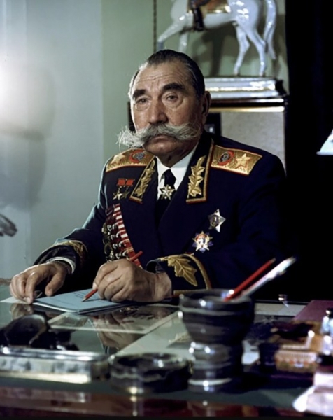 Как сложилась судьба дочери легендарного маршала Будённого: Нина Будённая