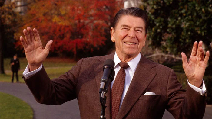 Зачем президент США Рейган собирал русские анекдоты о себе, и Как ему в политике помогало актерское мастерство