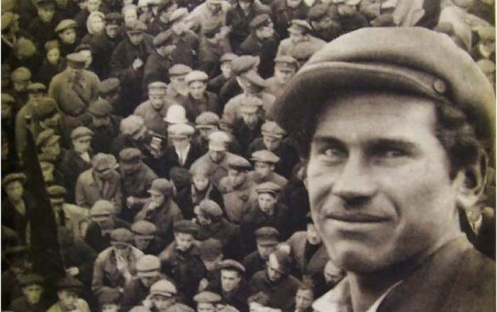 Как самый узнаваемый строитель 30-х годов и «эталон комсомольца» стал предателем Родины