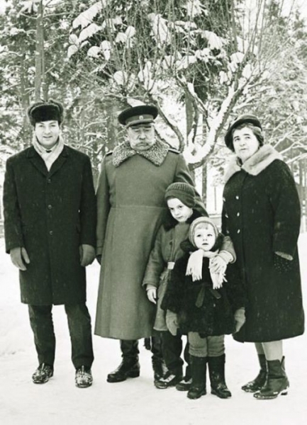 Как сложилась судьба дочери легендарного маршала Будённого: Нина Будённая