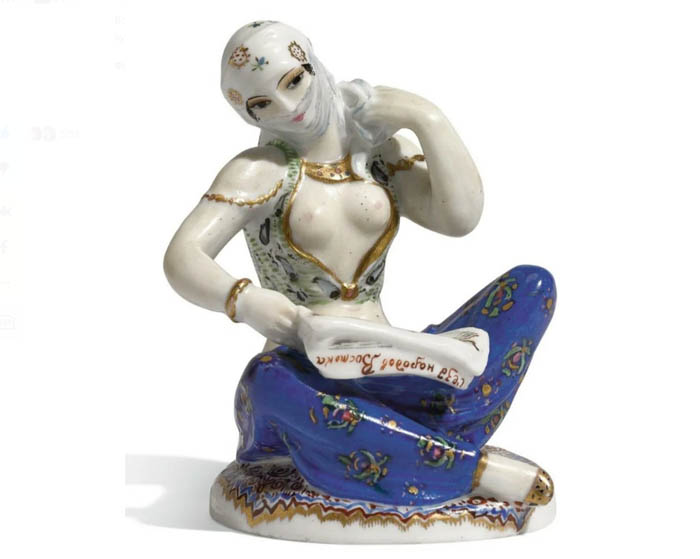 Какие статуэтки продают по цене квартиры, или Сколько стоит советский фарфор на зарубежных аукционах