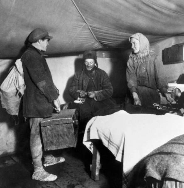 Как самый узнаваемый строитель 30-х годов и «эталон комсомольца» стал предателем Родины