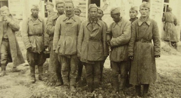 Почему голландцы каждый год зажигают свечи в память о 101 узбеке