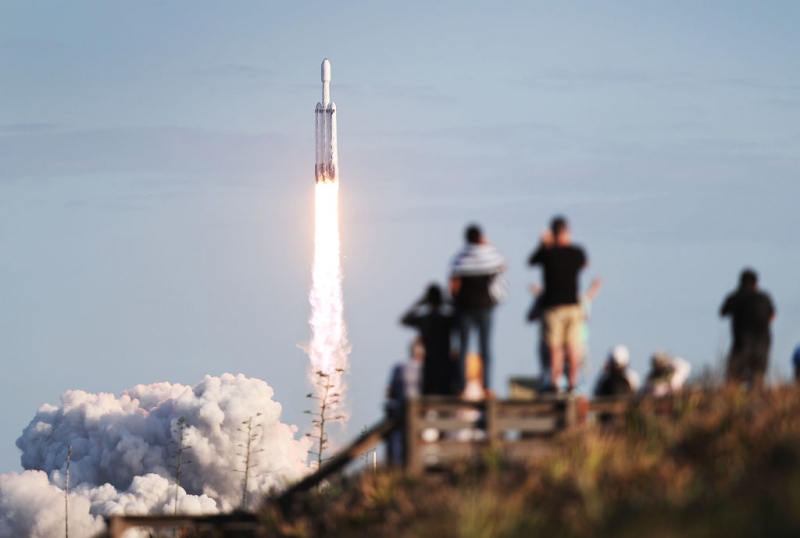 На ракетной тяге: как SpaceX стала ведущей частной космической компанией