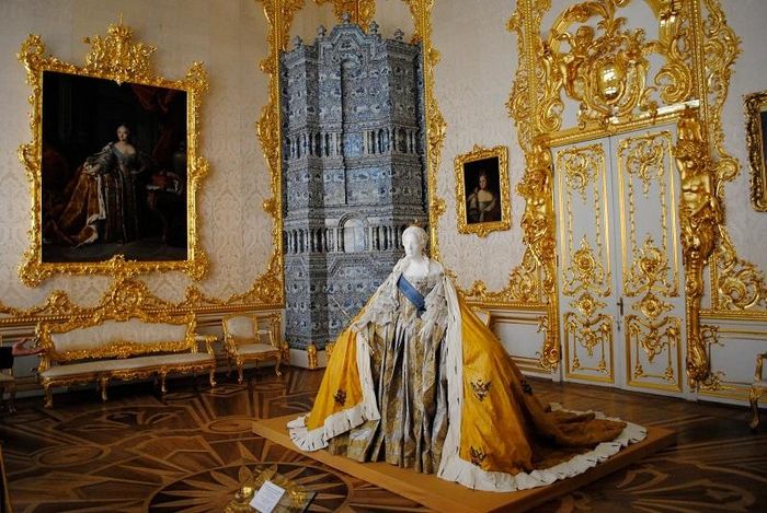  Кто она &ndash; главная модница России? 