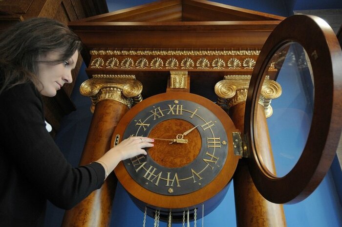 Как страна переходила на летнее время