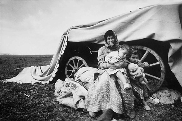 Как создавались цыганские колхозы в СССР, и смогла ли советская власть заставить работать кочевой народ