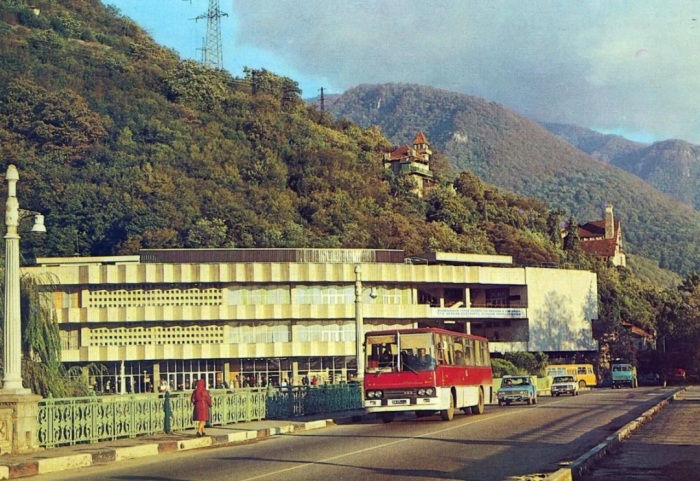 Отдых по-советски: О каких курортах мечтали граждане СССР, и кто мог их себе позволить