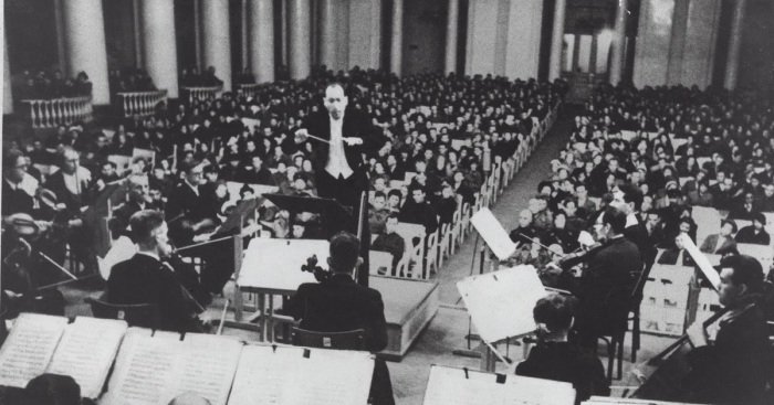 Как композитор Шостакович смог деморализовать немцев и подарить надежду блокадникам