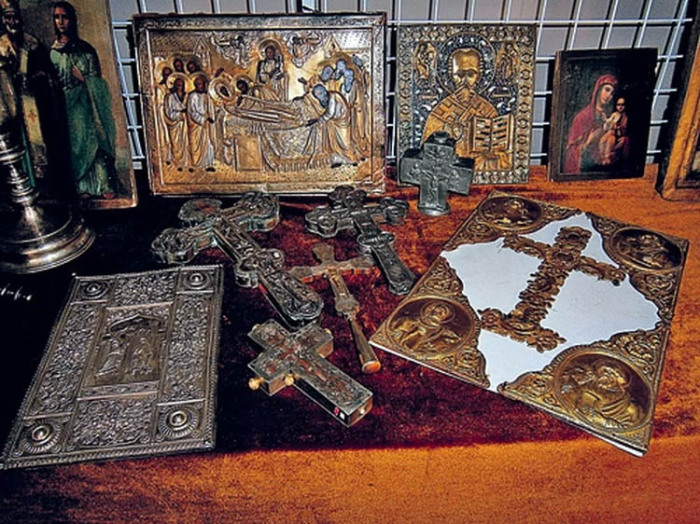 Как обнаружили уникальную коллекцию подпольного советского коллекционера: Секрет электрика Ильина