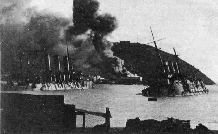 Почему капитулировал Порт-Артур, и кто обвинил русского генерала в предательстве