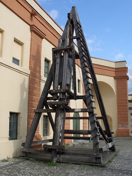 Как Юлий Цезарь построил уникальный мост через Рейн и почему разрушил его всего 2 недели спустя