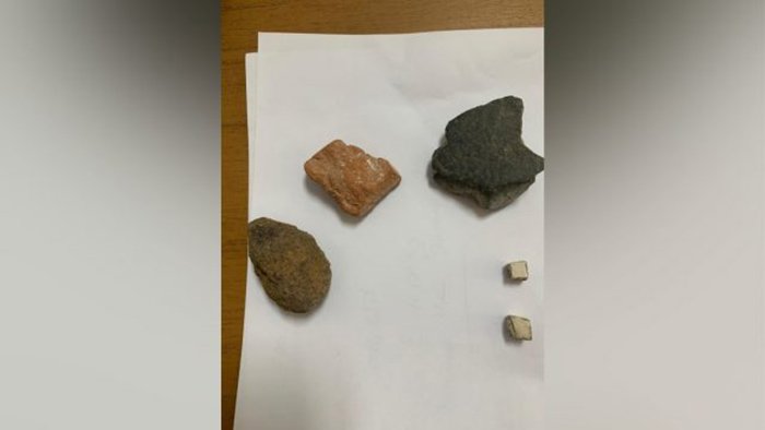 Проклятие древней Помпеи: Почему туристы массово возвращают украденные артефакты