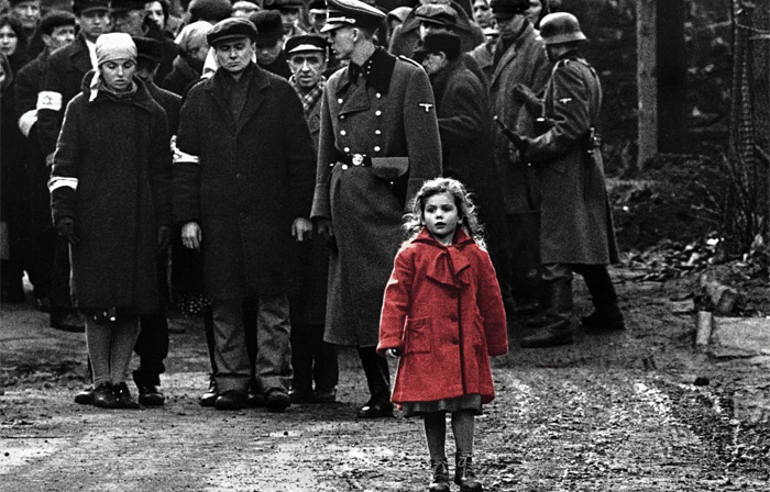 Настоящая история девочки в красном пальто, которая выжила в краковском гетто