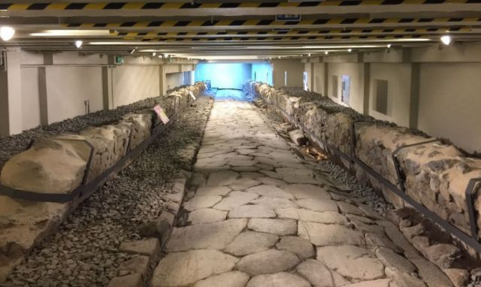 Что показывают в McDonald's на археологических экскурсиях, которые совместили с едой