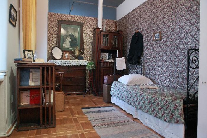 Главные детали интерьера советских квартир, по которым жильё в СССР не перепутаешь с другим