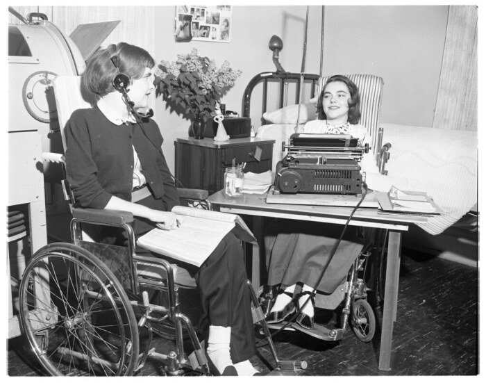 Как советская вакцина в годы «холодной войны» спасла планету от эпидемии