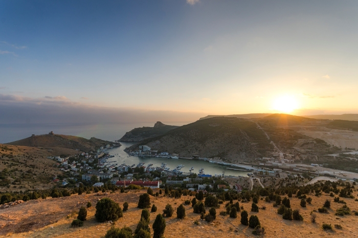 Что прятал Сталин в горе Таврос: Балаклавское подземелье