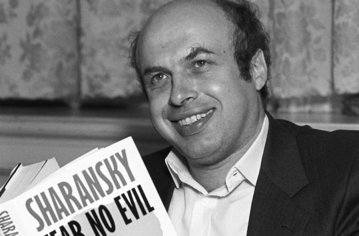 Как сверхдержавы спасали своих агентов, и Почему немецкий мост прозвали «шпионским»