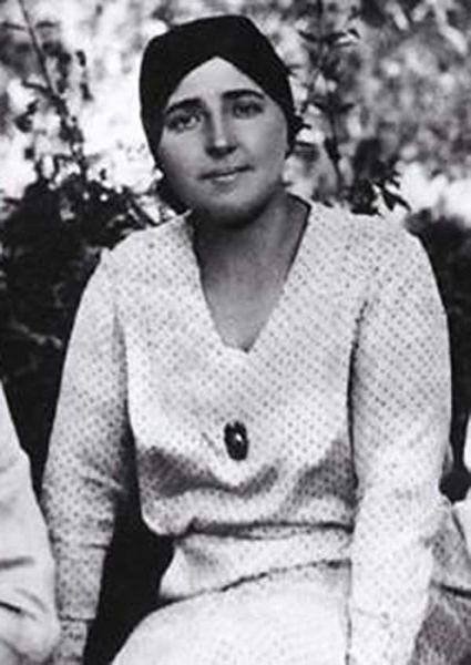 Почему бывший семинарист Иосиф Сталин пытался искоренить религию в Советском Союзе