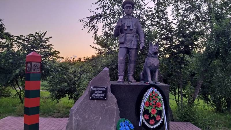 Первый рассвет для тебя, пограничник, первая пуля – твоя