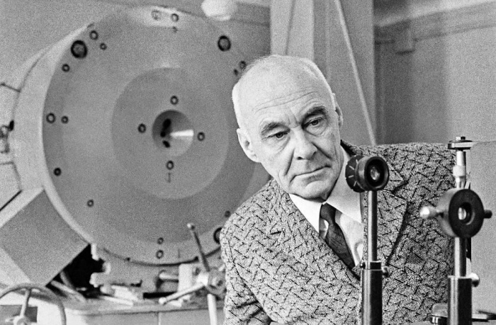 Почему засекречены исследования о времени советского астрофизика Козырева, который спорил с Энштейном: Гений или шарлатан